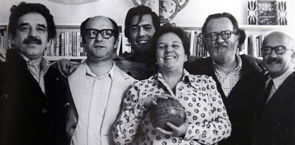 Escritores del boom latinoamericano, movimiento literario característico del siglo XX.