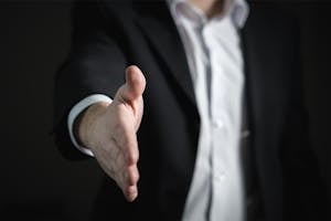 Los managers de artistas: Cómo funcionan sus contratos