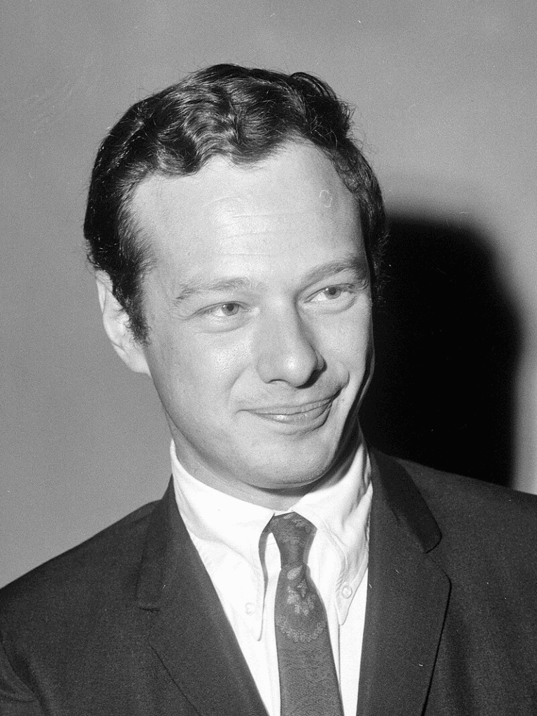 Brian Epstein, uno de los managers musicales más conocidos de la historia.