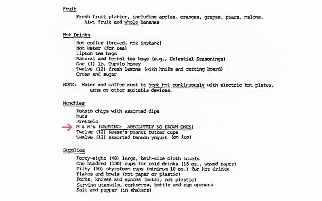 Imagen real del contrato de Van Halen donde se ve la cláusula sobre los M&Ms color café.