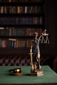 ¿Quién puede reclamar la propiedad intelectual?