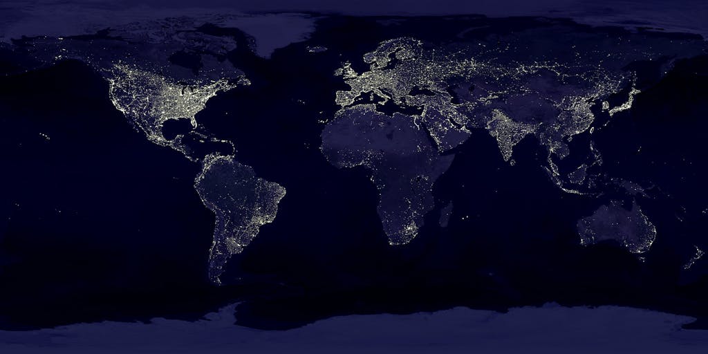 Vista del planeta Tierra que incluye luces de ciudades del mundo, una marca solo puede ser vigente en el territorio que fue registrada